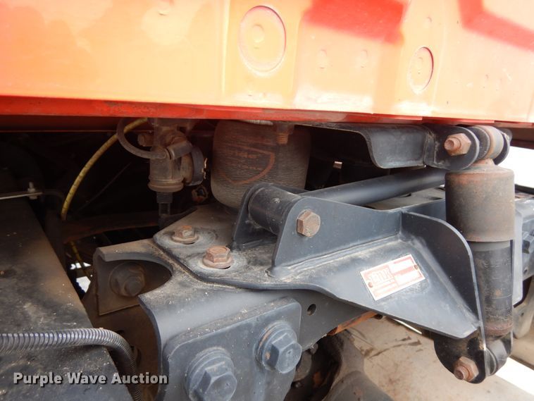 image for item IA9493 2012 International DuraStar 4400  truck cab and chassis