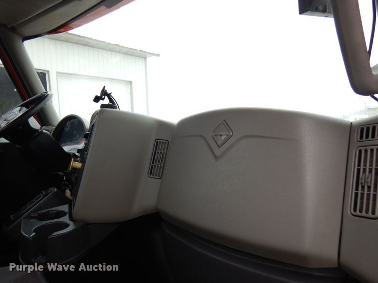 image for item IA9493 2012 International DuraStar 4400  truck cab and chassis