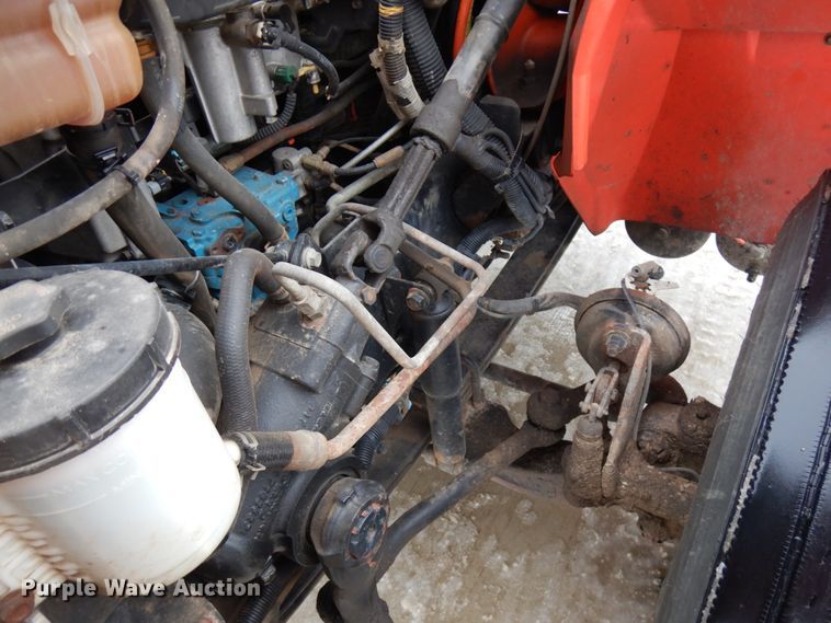 image for item IA9493 2012 International DuraStar 4400  truck cab and chassis