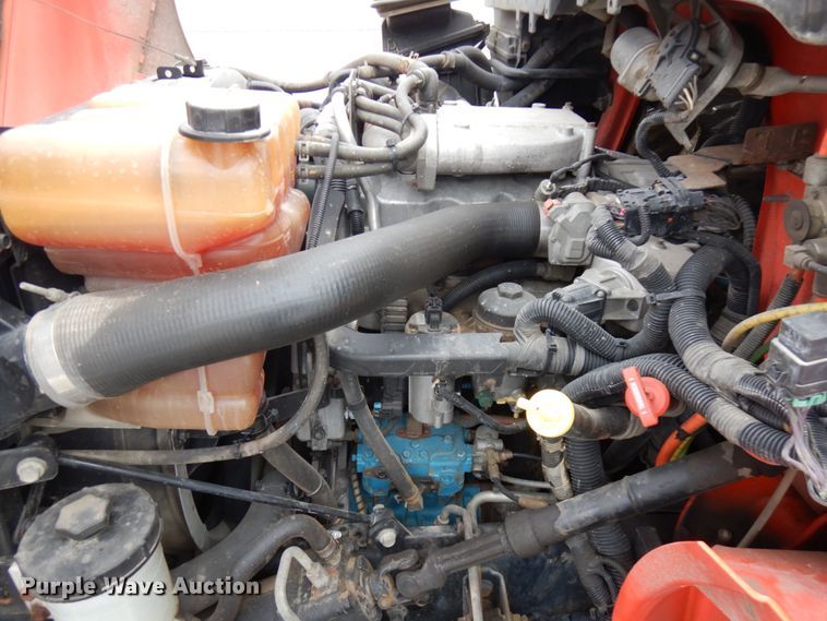 image for item IA9493 2012 International DuraStar 4400  truck cab and chassis