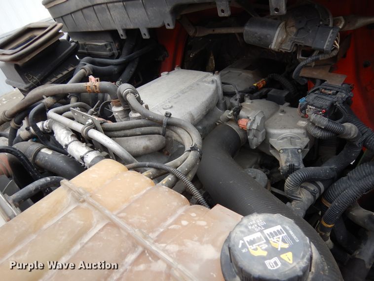 image for item IA9493 2012 International DuraStar 4400  truck cab and chassis