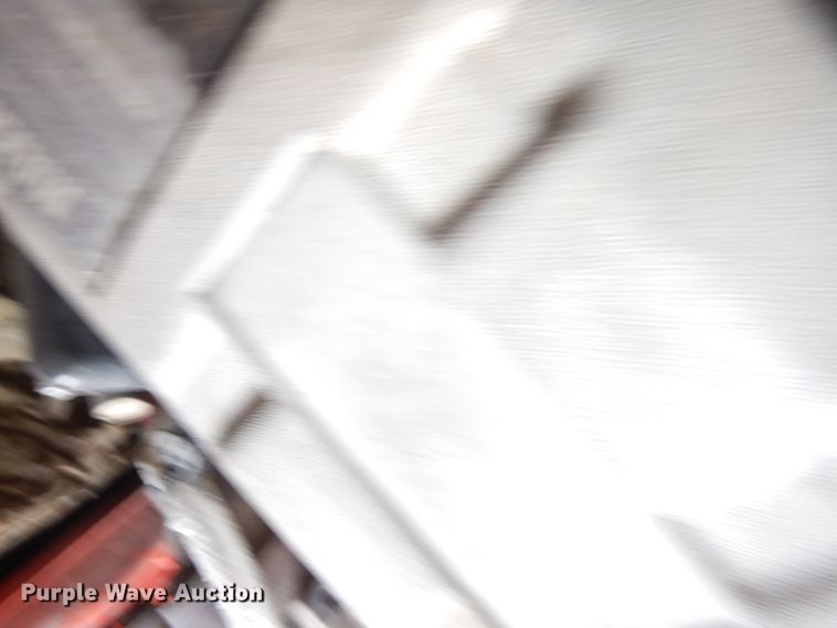 image for item IA9493 2012 International DuraStar 4400  truck cab and chassis