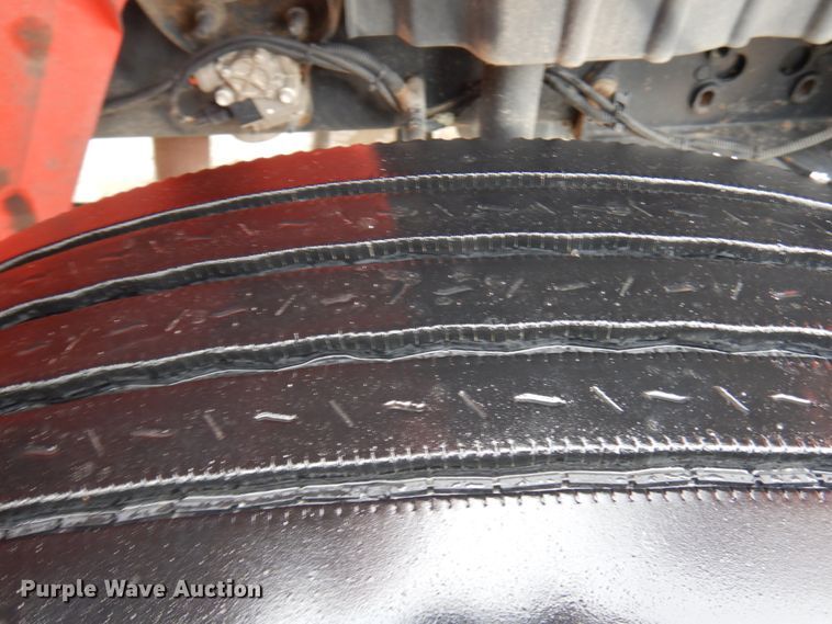 image for item IA9493 2012 International DuraStar 4400  truck cab and chassis