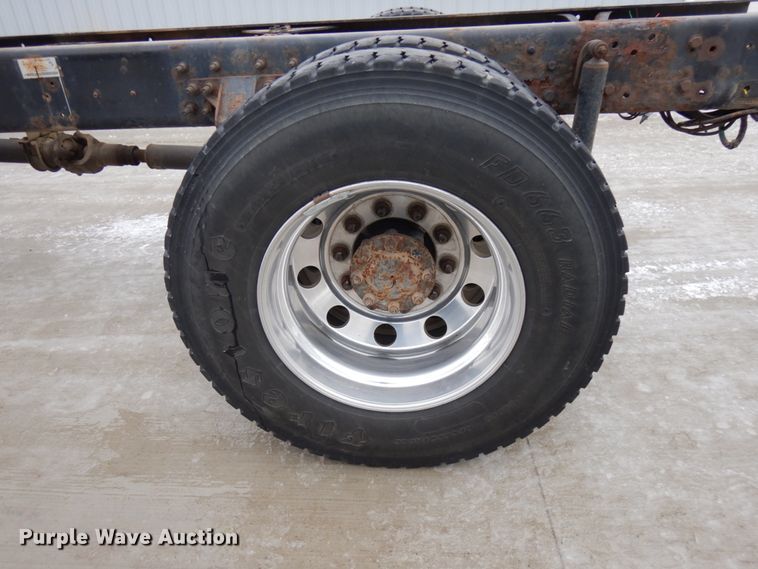 image for item IA9493 2012 International DuraStar 4400  truck cab and chassis