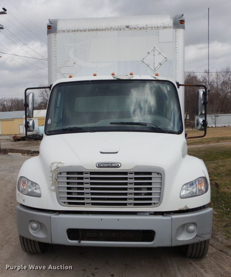 image for item IX9311 2007 Freightliner Business Class M2  box truck