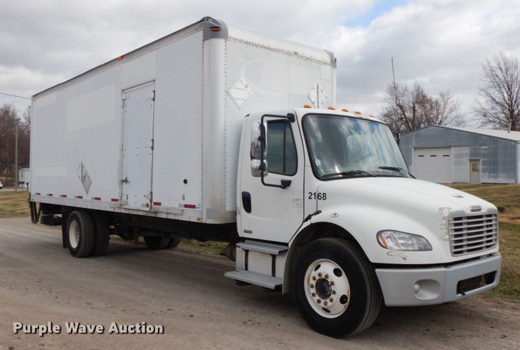 image for item IX9311 2007 Freightliner Business Class M2  box truck