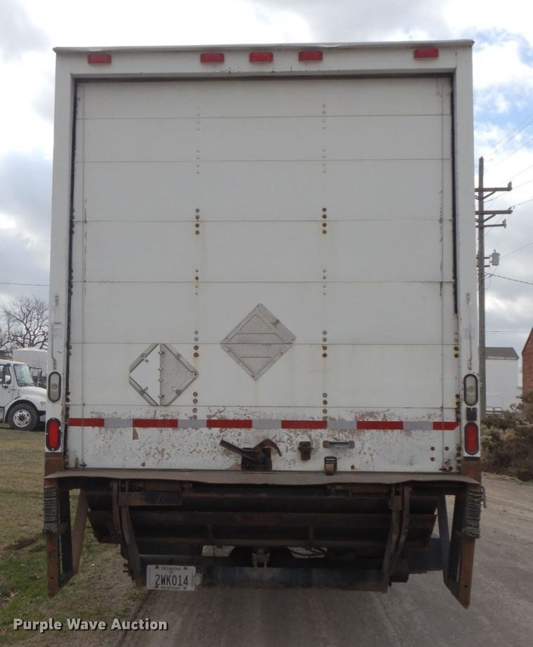 image for item IX9311 2007 Freightliner Business Class M2  box truck