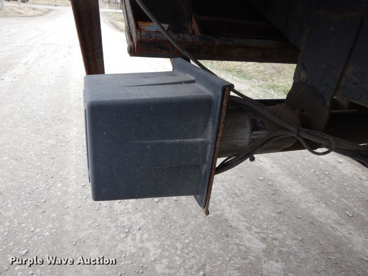 image for item IX9311 2007 Freightliner Business Class M2  box truck