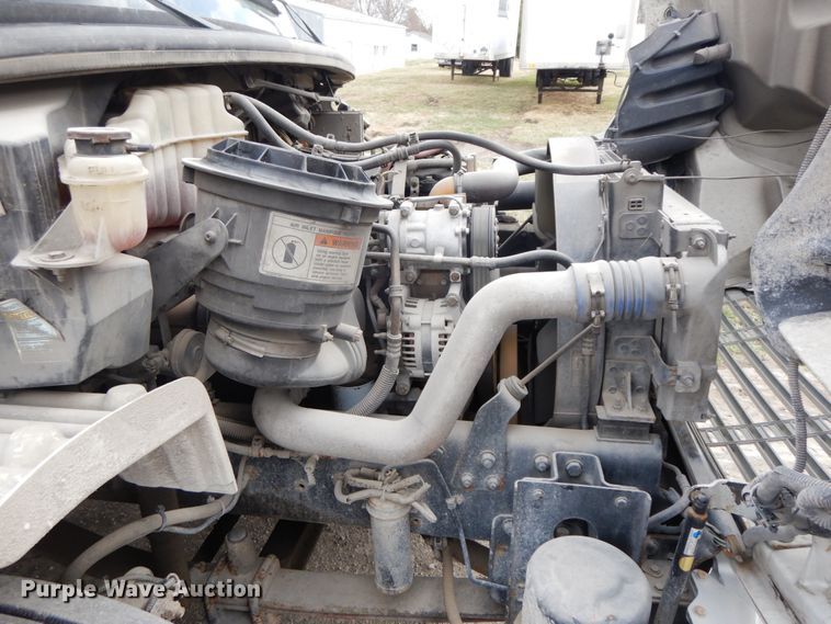 image for item IX9311 2007 Freightliner Business Class M2  box truck