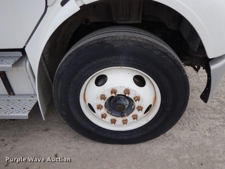 image for item IX9311 2007 Freightliner Business Class M2  box truck