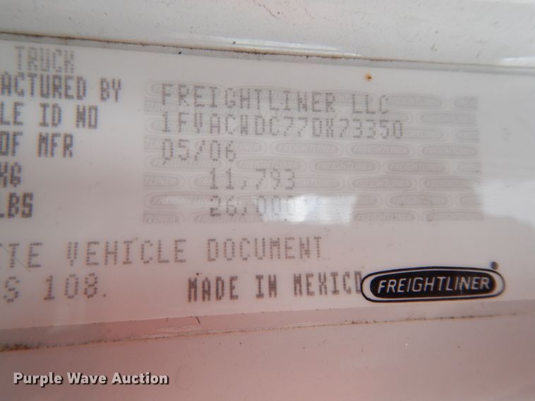 image for item IX9311 2007 Freightliner Business Class M2  box truck