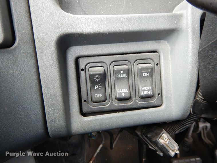 image for item IX9312 2007 International 8600  semi truck