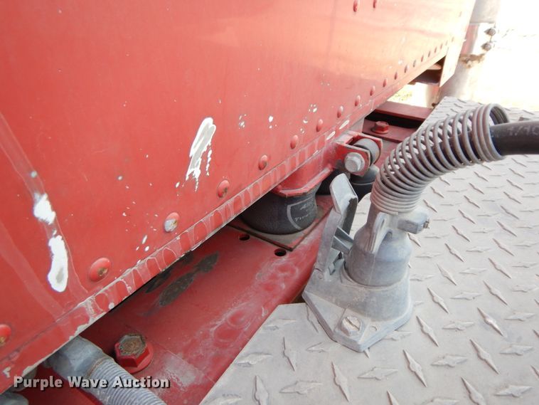 image for item IX9321 1986 Peterbilt 359  semi truck