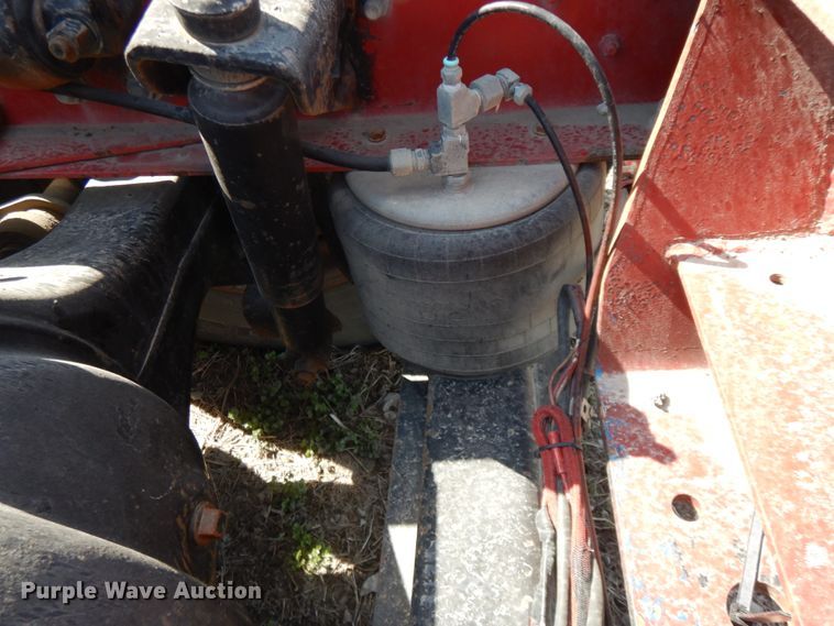 image for item IX9321 1986 Peterbilt 359  semi truck