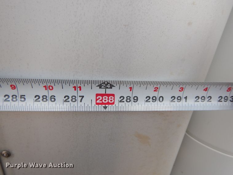 image for item IX9323 2006 Freightliner Business Class M2  box truck