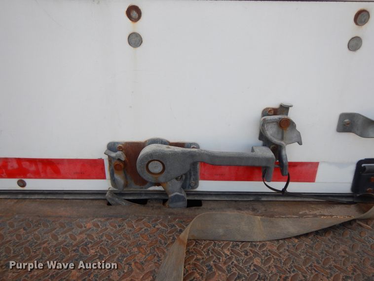 image for item IX9323 2006 Freightliner Business Class M2  box truck