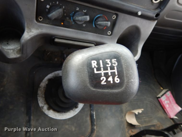 image for item IX9323 2006 Freightliner Business Class M2  box truck