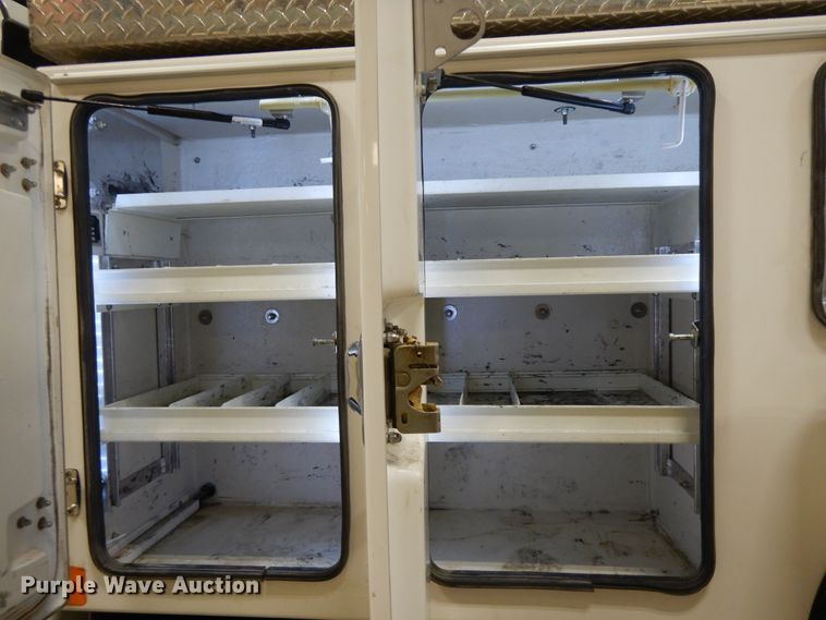 image for item DF6763 2015 Dodge Ram 5500  bucket truck