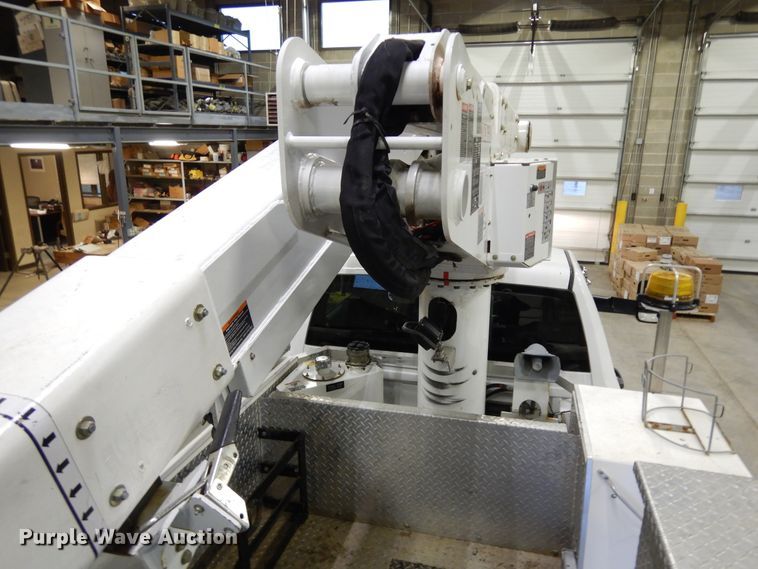 image for item DF6763 2015 Dodge Ram 5500  bucket truck