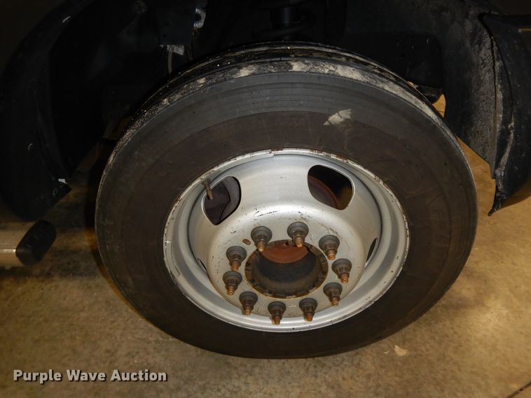 image for item DF6763 2015 Dodge Ram 5500  bucket truck