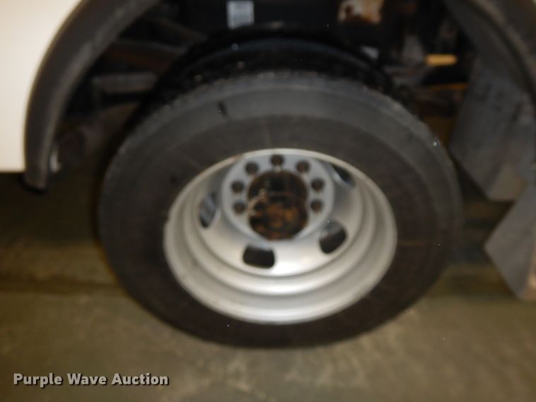 image for item DF6763 2015 Dodge Ram 5500  bucket truck