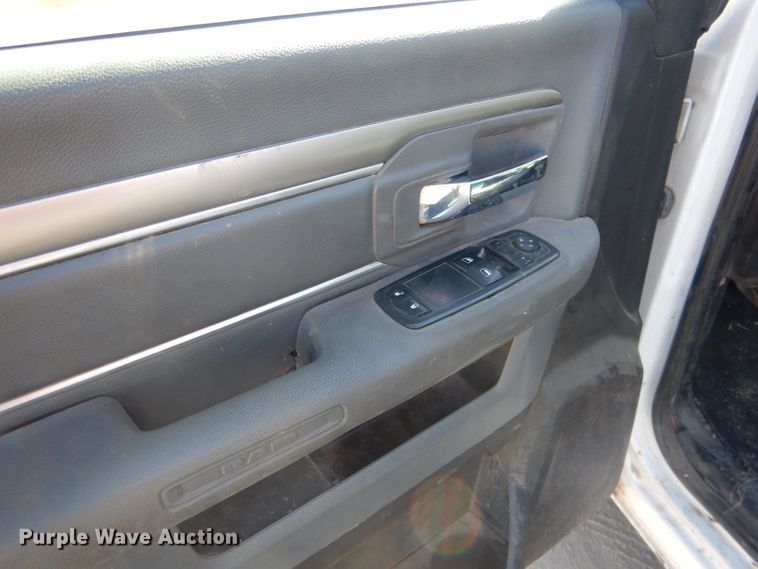 image for item DG4685 2013 Dodge Ram 1500  pickup truck