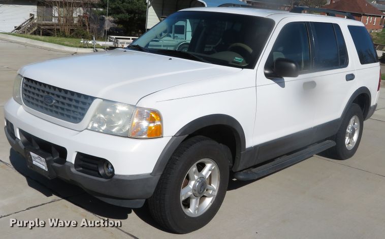 image for item DH0748 2003 Ford Explorer XLT  SUV