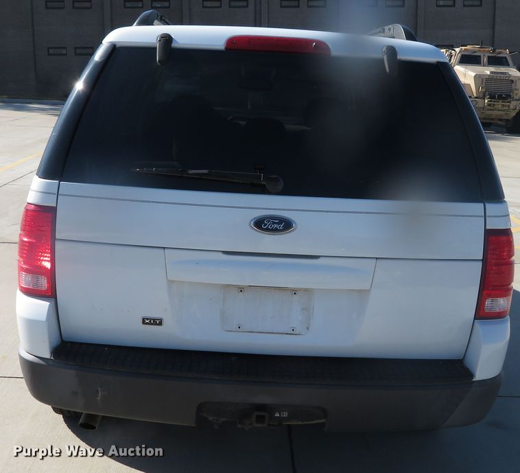 image for item DH0748 2003 Ford Explorer XLT  SUV