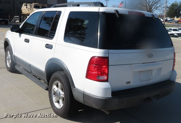 image for item DH0748 2003 Ford Explorer XLT  SUV