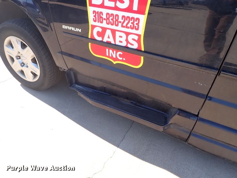 image for item DJ0038 2011 Dodge Grand Caravan  handicap accessible van