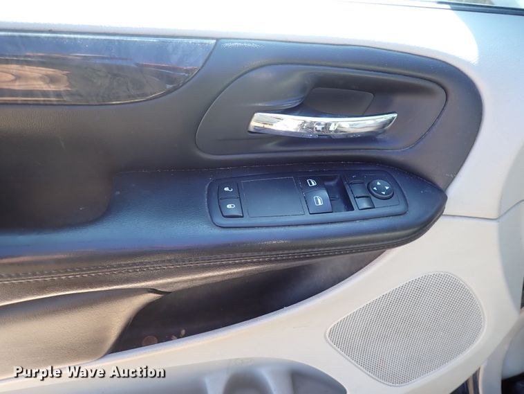 image for item DJ0038 2011 Dodge Grand Caravan  handicap accessible van