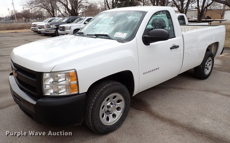 image for item DJ0077 2013 Chevrolet Silverado 1500  pickup truck