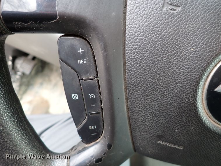 image for item DJ0077 2013 Chevrolet Silverado 1500  pickup truck