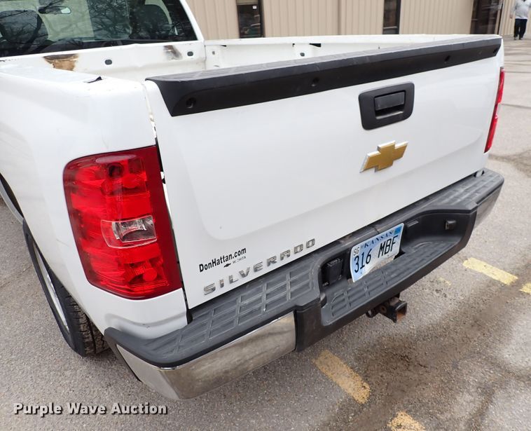 image for item DJ0077 2013 Chevrolet Silverado 1500  pickup truck