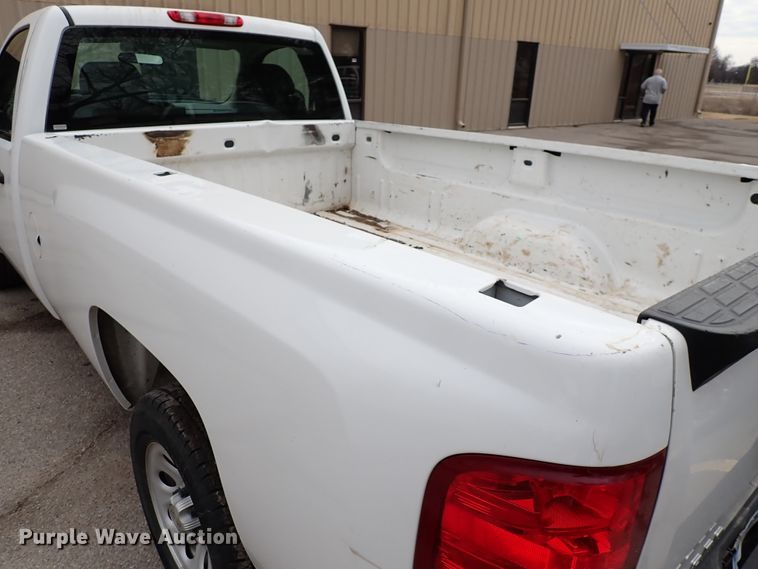 image for item DJ0077 2013 Chevrolet Silverado 1500  pickup truck