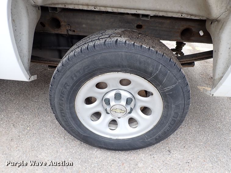 image for item DJ0077 2013 Chevrolet Silverado 1500  pickup truck