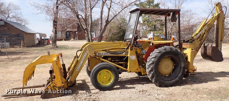 image for item DJ0195 1960 Massey-Ferguson MF204  backhoe
