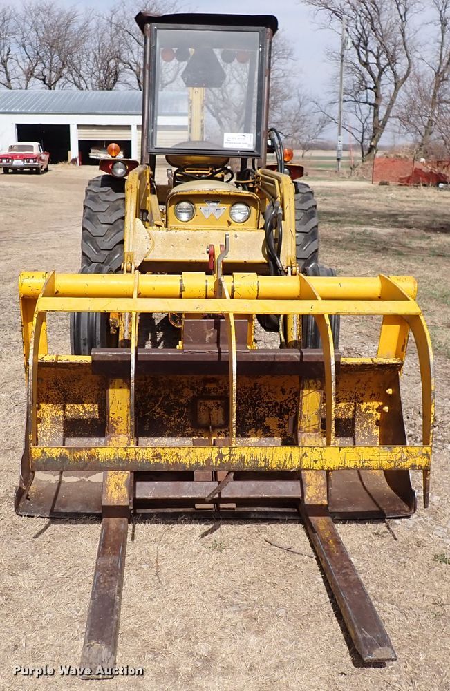 image for item DJ0195 1960 Massey-Ferguson MF204  backhoe