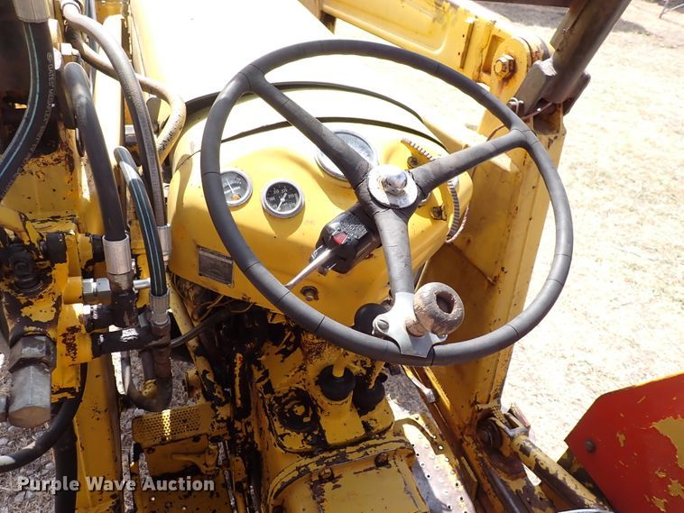 image for item DJ0195 1960 Massey-Ferguson MF204  backhoe