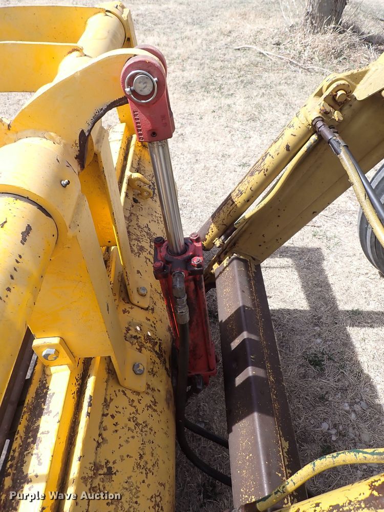 image for item DJ0195 1960 Massey-Ferguson MF204  backhoe