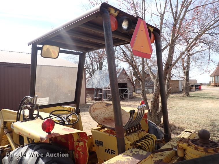 image for item DJ0195 1960 Massey-Ferguson MF204  backhoe