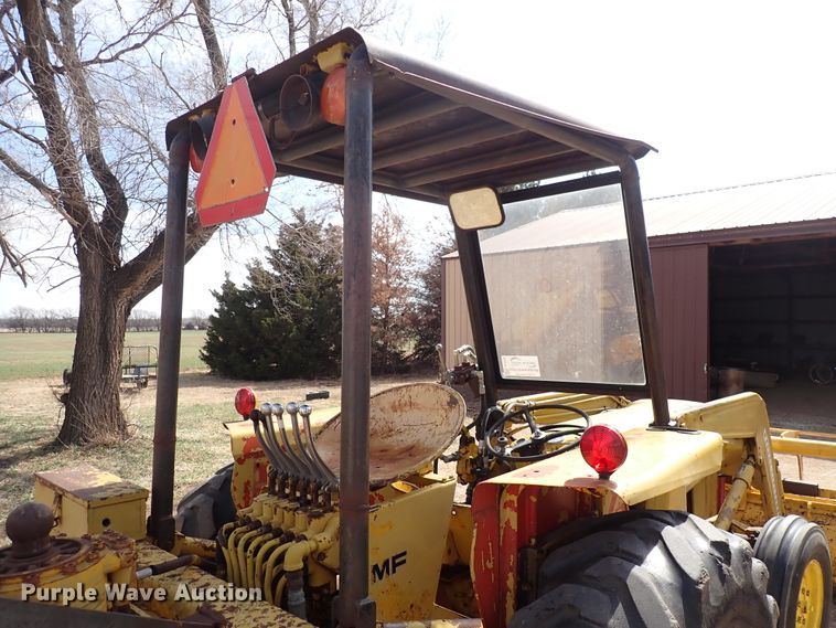 image for item DJ0195 1960 Massey-Ferguson MF204  backhoe