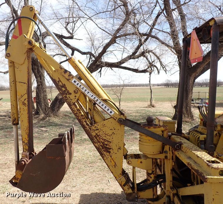 image for item DJ0195 1960 Massey-Ferguson MF204  backhoe