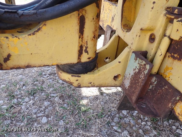 image for item DJ0195 1960 Massey-Ferguson MF204  backhoe