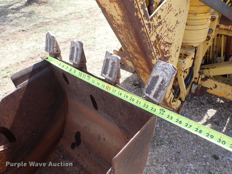 image for item DJ0195 1960 Massey-Ferguson MF204  backhoe