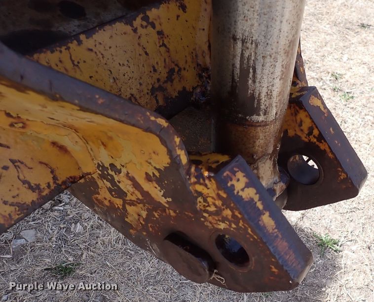 image for item DJ0195 1960 Massey-Ferguson MF204  backhoe