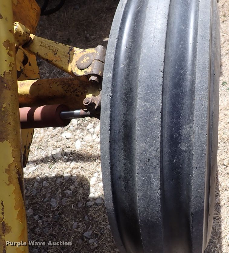 image for item DJ0195 1960 Massey-Ferguson MF204  backhoe