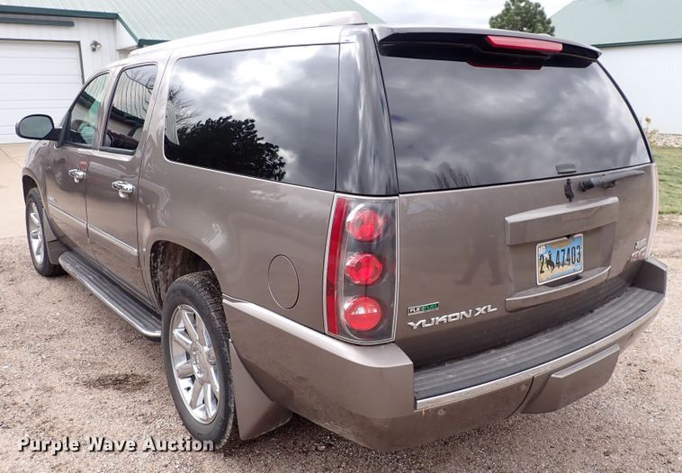 image for item DJ0217 2012 GMC Yukon Denali  SUV