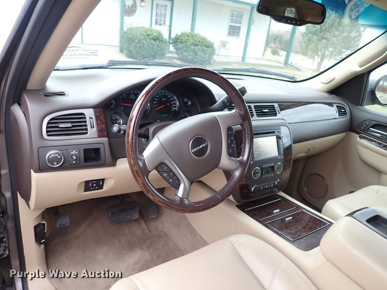 image for item DJ0217 2012 GMC Yukon Denali  SUV