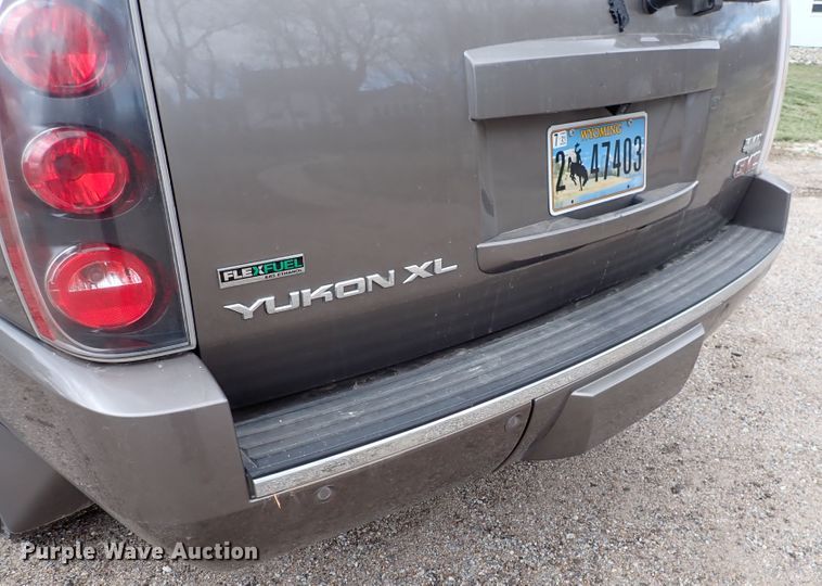 image for item DJ0217 2012 GMC Yukon Denali  SUV